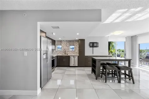 16590 NE 26th Avenue North Miami Beach FL 33160