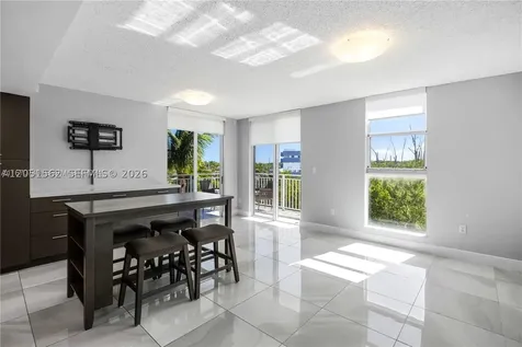 16590 NE 26th Avenue North Miami Beach FL 33160