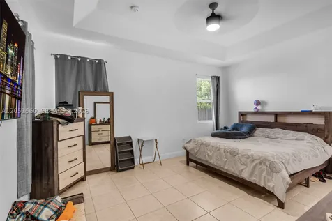 28381 SW 128th Place Homestead FL 33033