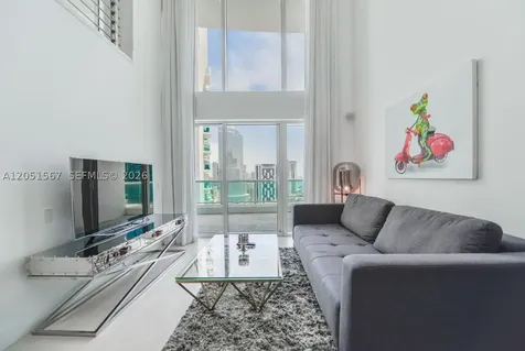 41 SE 5th Street Miami FL 33131