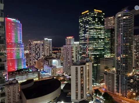 41 SE 5th Street Miami FL 33131