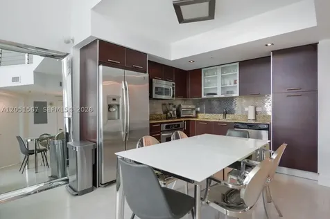 41 SE 5th Street Miami FL 33131