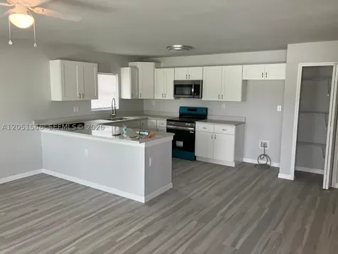 363 Poinsettia Avenue Other City - In The State Of Florida FL 33870