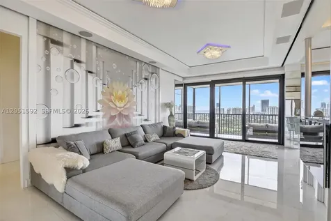 20335 W Country Club Drive Aventura FL 33180