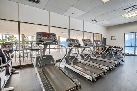 20335 W Country Club Drive Aventura FL 33180