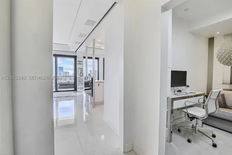 20335 W Country Club Drive Aventura FL 33180