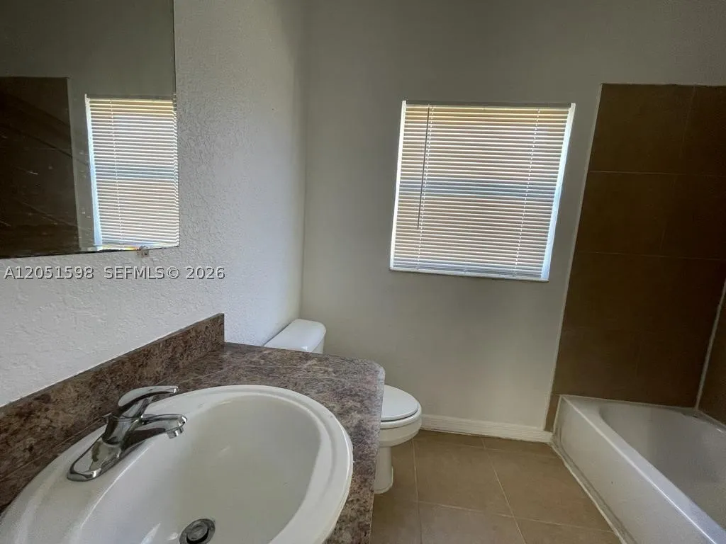 2730 NW 11th Street Fort Lauderdale FL 33311