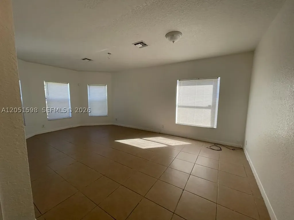 2730 NW 11th Street Fort Lauderdale FL 33311