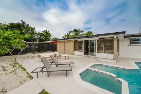 2443 Tortugas Lane Fort Lauderdale FL 33312
