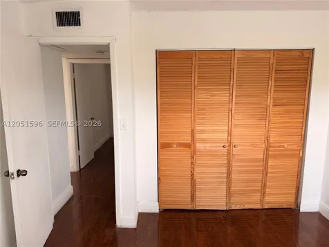 9390 W Flagler Street Miami FL 33174