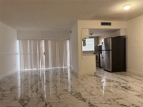 9390 W Flagler Street Miami FL 33174