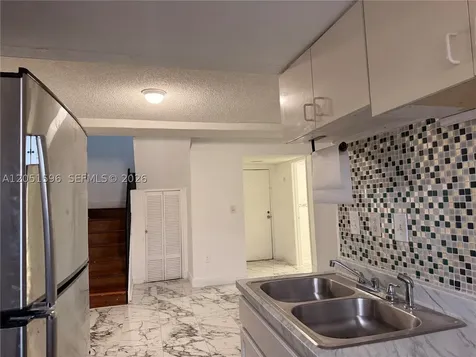 9390 W Flagler Street Miami FL 33174