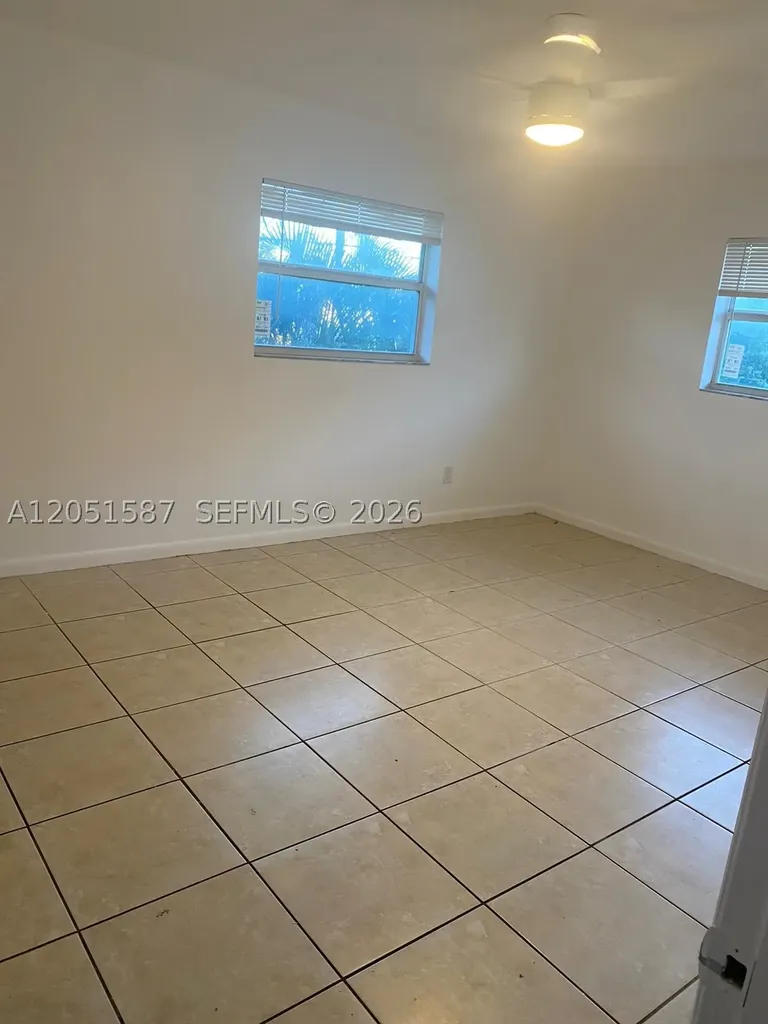 3173 Auburn Boulevard Fort Lauderdale FL 33312