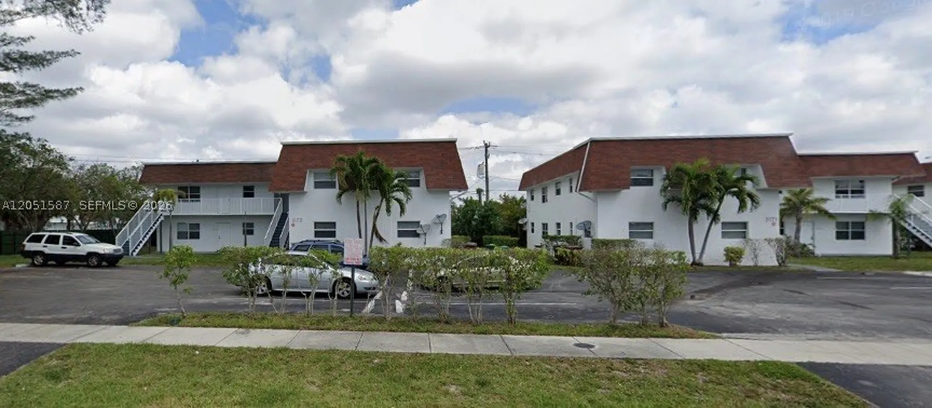 3173 Auburn Boulevard Fort Lauderdale FL 33312