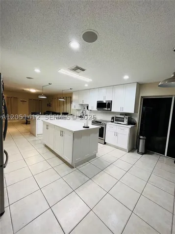 16453 SW 75th Terrace Miami FL 33193