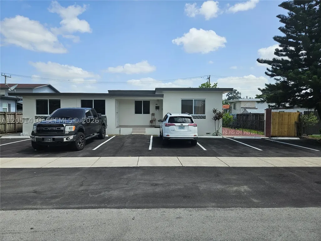 9415 SW 38th Street Miami FL 33165