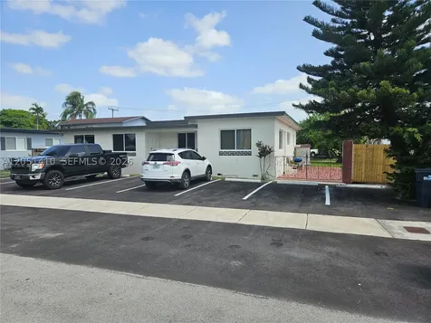 9415 SW 38th Street Miami FL 33165