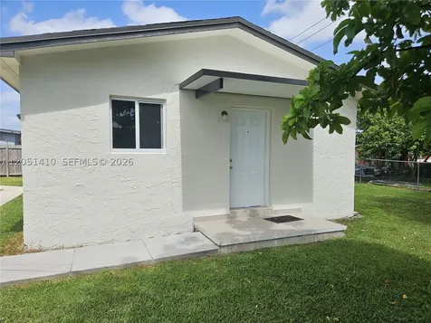 9415 SW 38th Street Miami FL 33165