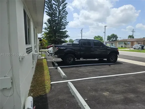 9415 SW 38th Street Miami FL 33165