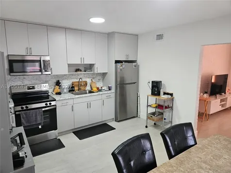9415 SW 38th Street Miami FL 33165