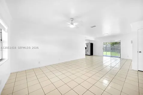 304 SW 77th Avenue North Lauderdale FL 33068