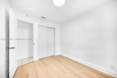 304 SW 77th Avenue North Lauderdale FL 33068