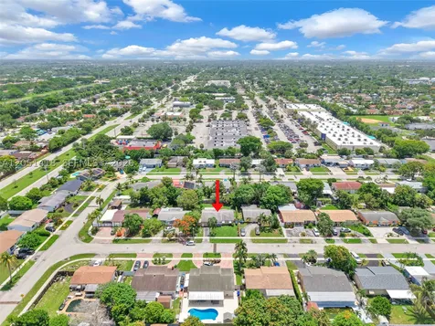 304 SW 77th Avenue North Lauderdale FL 33068