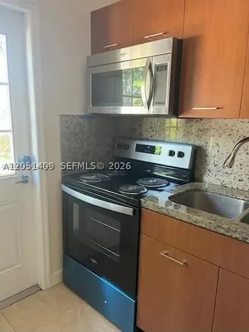 4038 SW 9th Terrace Miami FL 33134