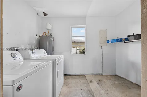 369 NE Camelot Drive Port St. Lucie FL 34983