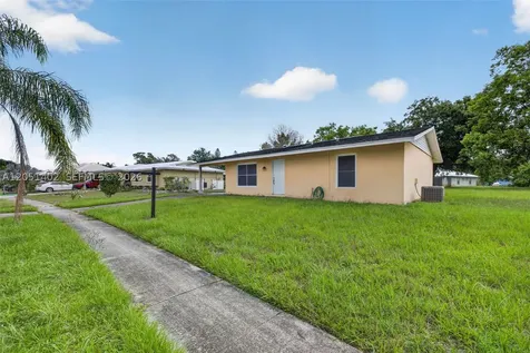 369 NE Camelot Drive Port St. Lucie FL 34983