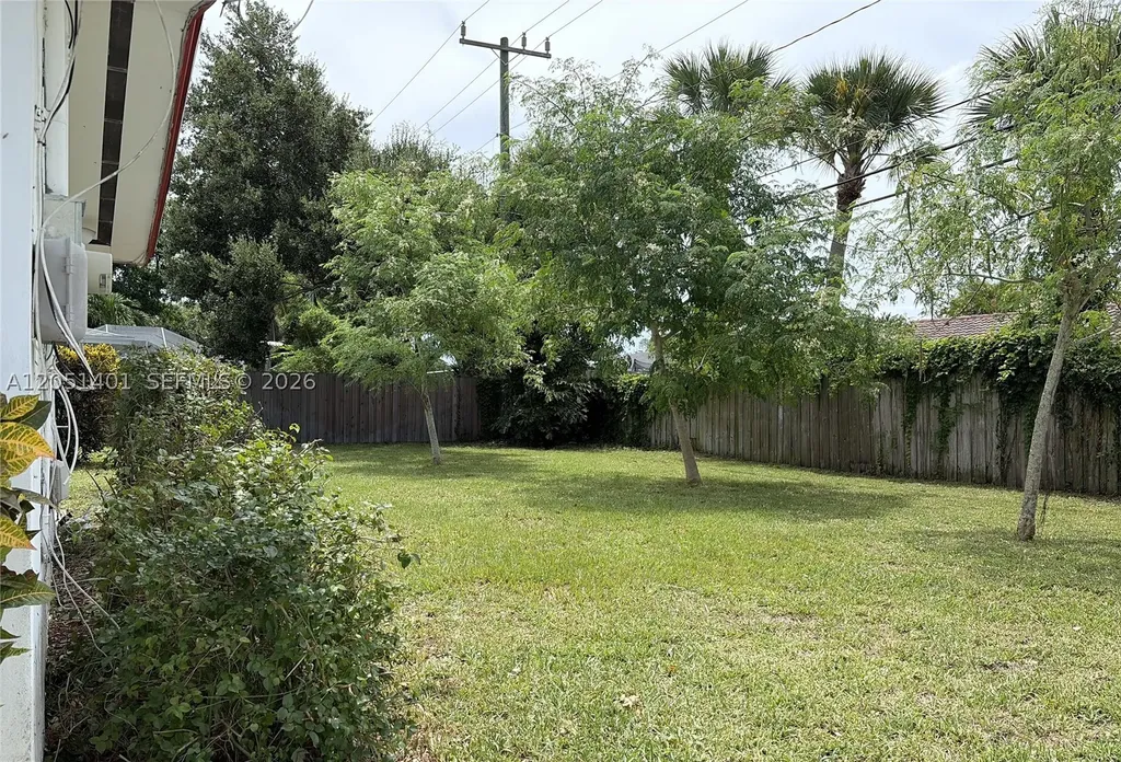3696 Dogwood Avenue Palm Beach Gardens FL 33410