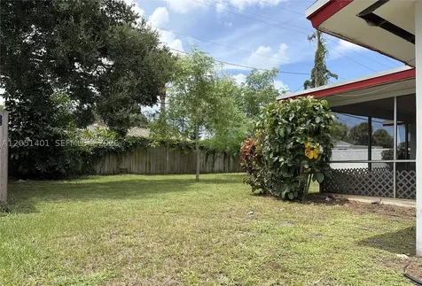 3696 Dogwood Avenue Palm Beach Gardens FL 33410