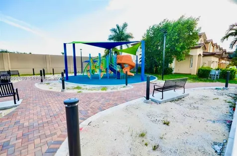 7472 NW 112th Path Doral FL 33178