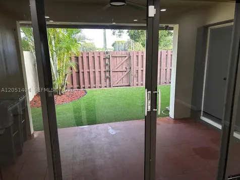 6524 NW 188th Lane Hialeah FL 33015