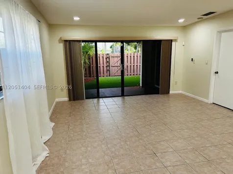6524 NW 188th Lane Hialeah FL 33015