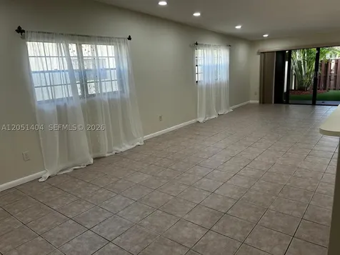 6524 NW 188th Lane Hialeah FL 33015