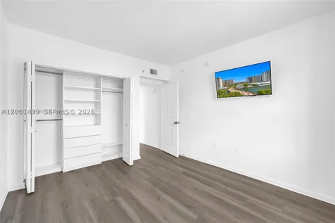 17150 N Bay Road Sunny Isles Beach FL 33160