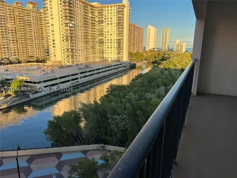 17150 N Bay Road Sunny Isles Beach FL 33160
