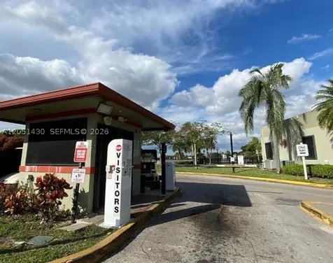 212 Lake Pointe Drive Oakland Park FL 33309