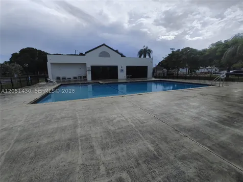 212 Lake Pointe Drive Oakland Park FL 33309