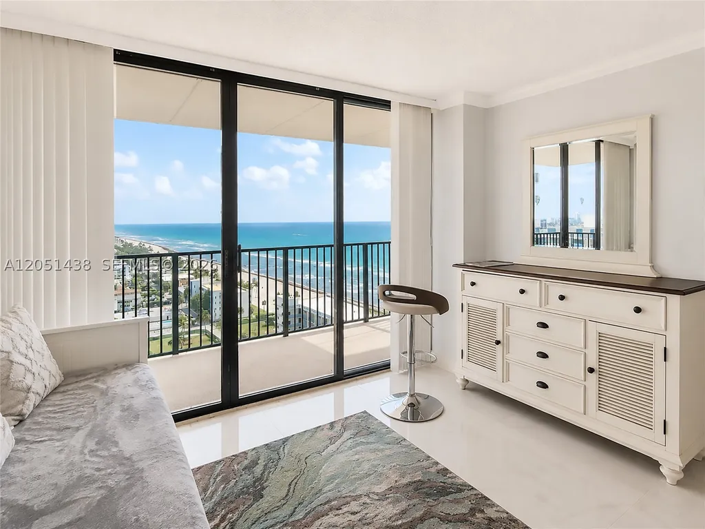 2201 S Ocean Drive Hollywood FL 33019