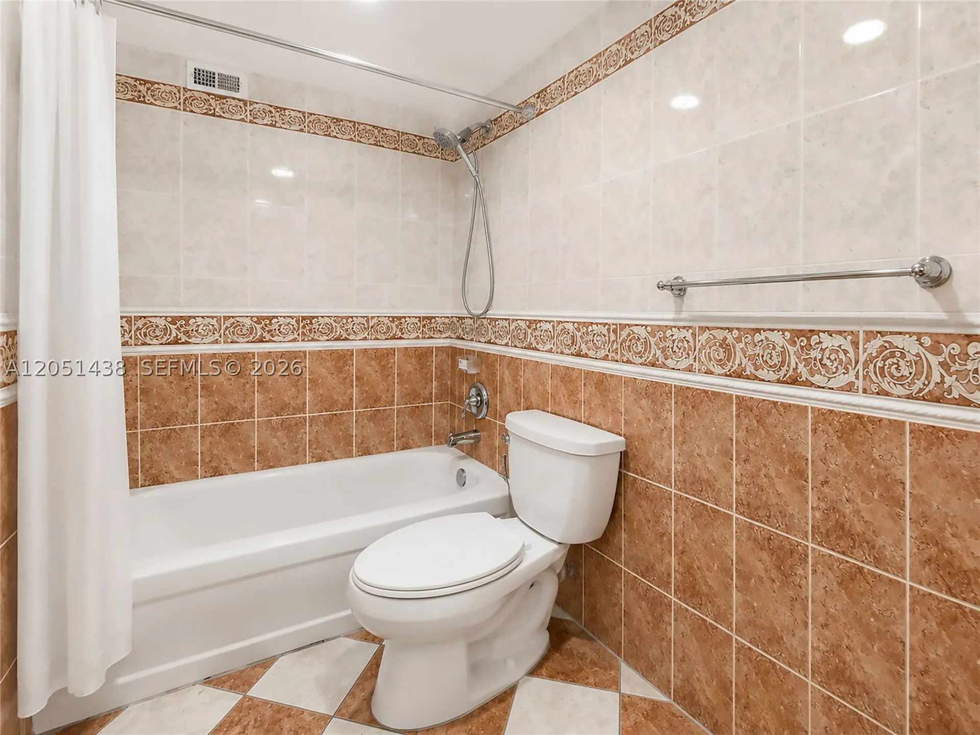 2201 S Ocean Drive Hollywood FL 33019