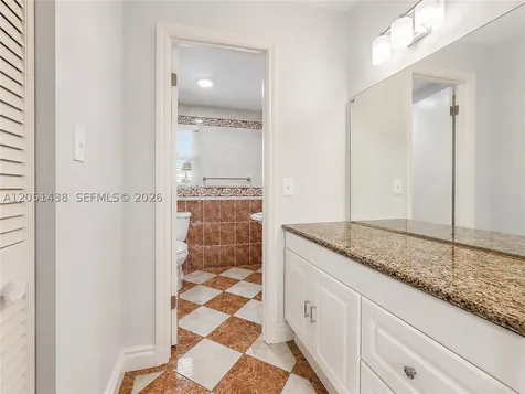 2201 S Ocean Drive Hollywood FL 33019