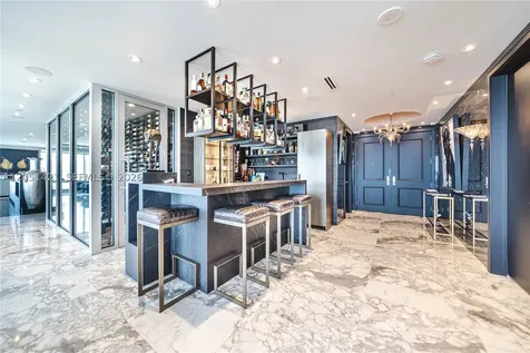 1425 Brickell Avenue Miami FL 33131