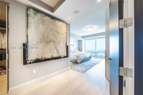 1425 Brickell Avenue Miami FL 33131