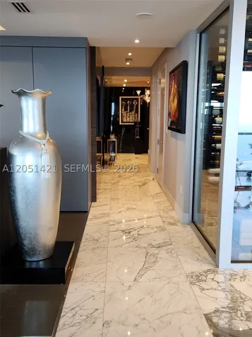1425 Brickell Avenue Miami FL 33131