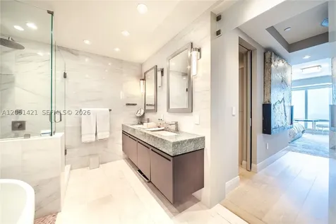 1425 Brickell Avenue Miami FL 33131