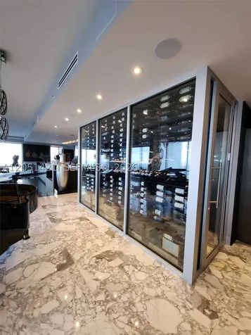 1425 Brickell Avenue Miami FL 33131