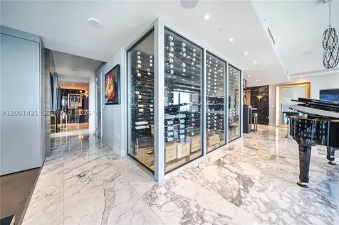 1425 Brickell Avenue Miami FL 33131