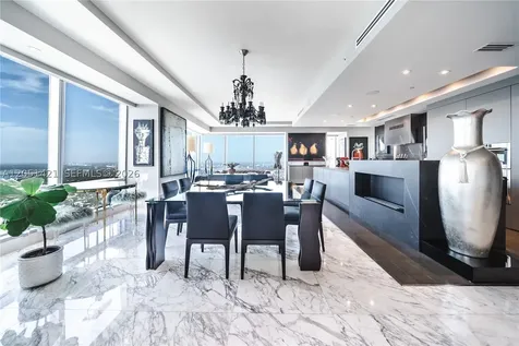 1425 Brickell Avenue Miami FL 33131